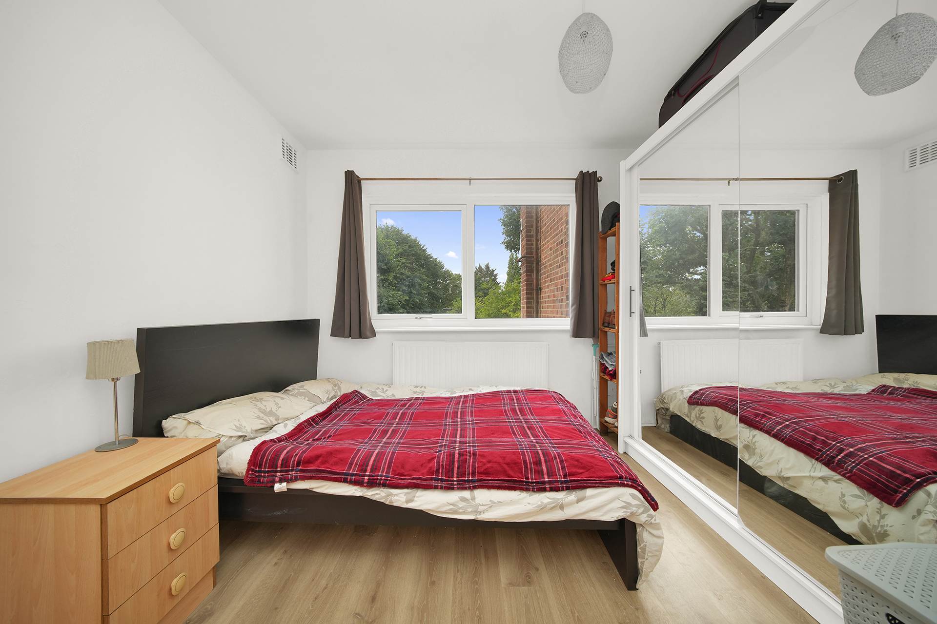 Additional Property Image 1 bedroom Flat for sale in London 6