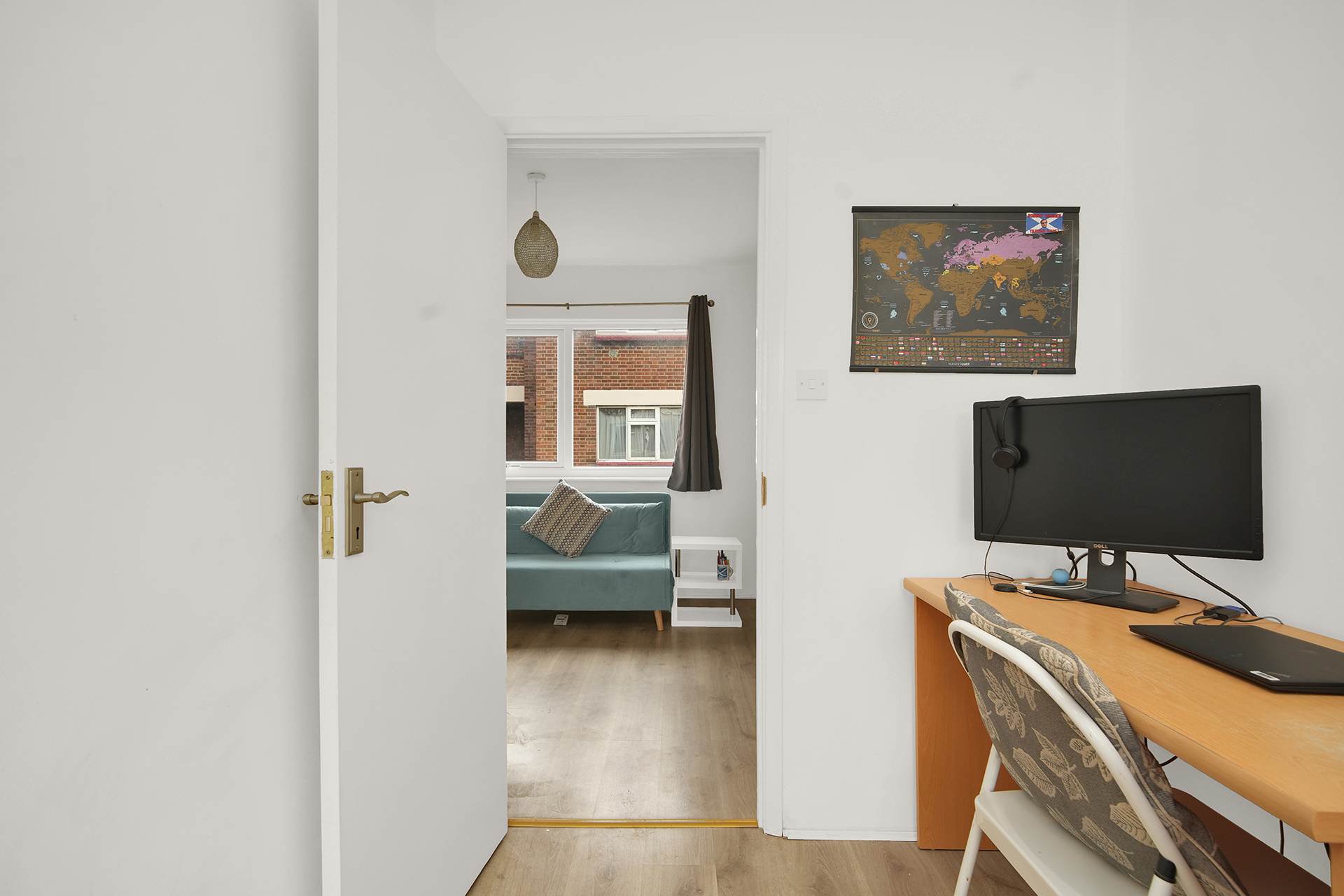 Additional Property Image 1 bedroom Flat for sale in London 8