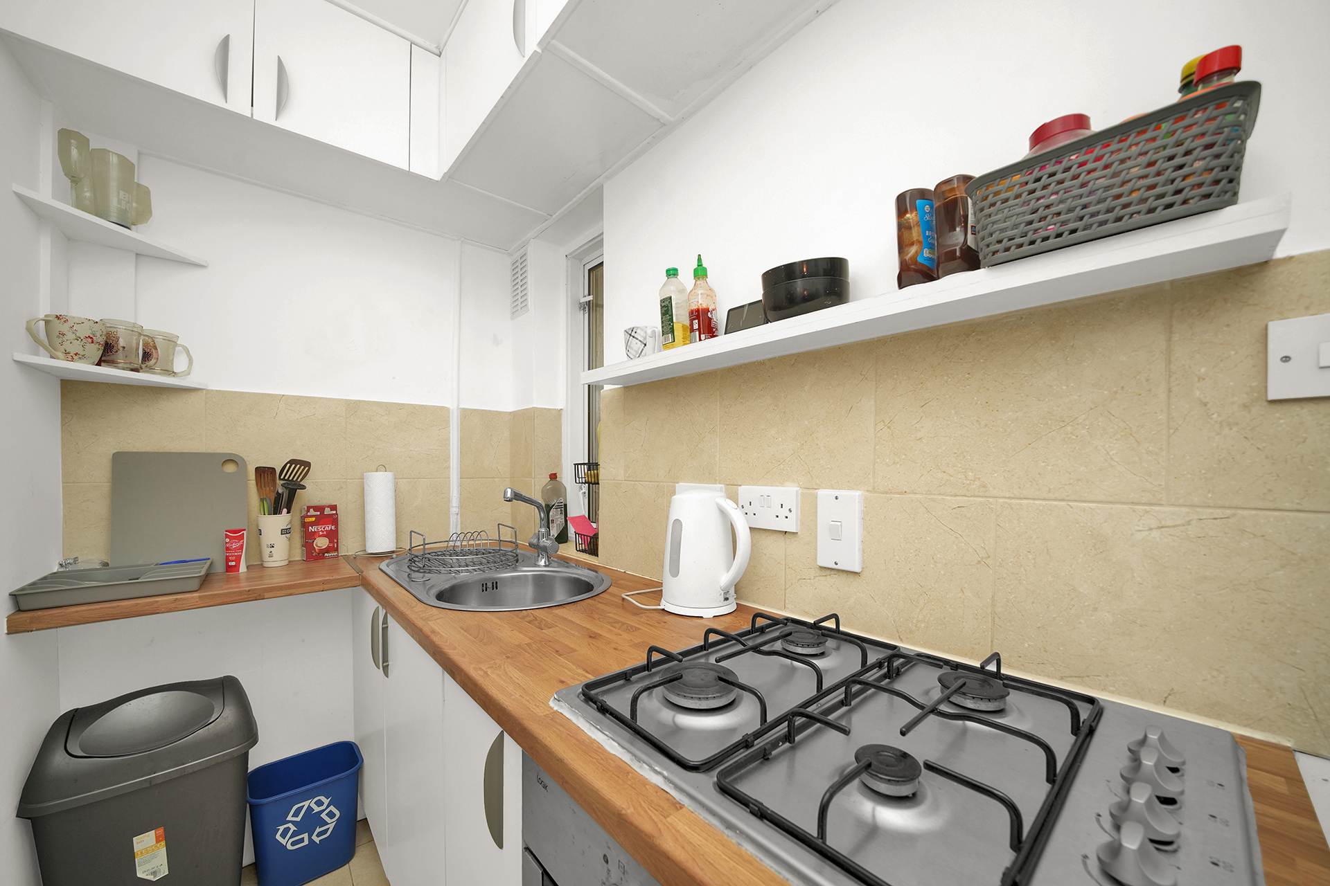 Additional Property Image 1 bedroom Flat for sale in London 10