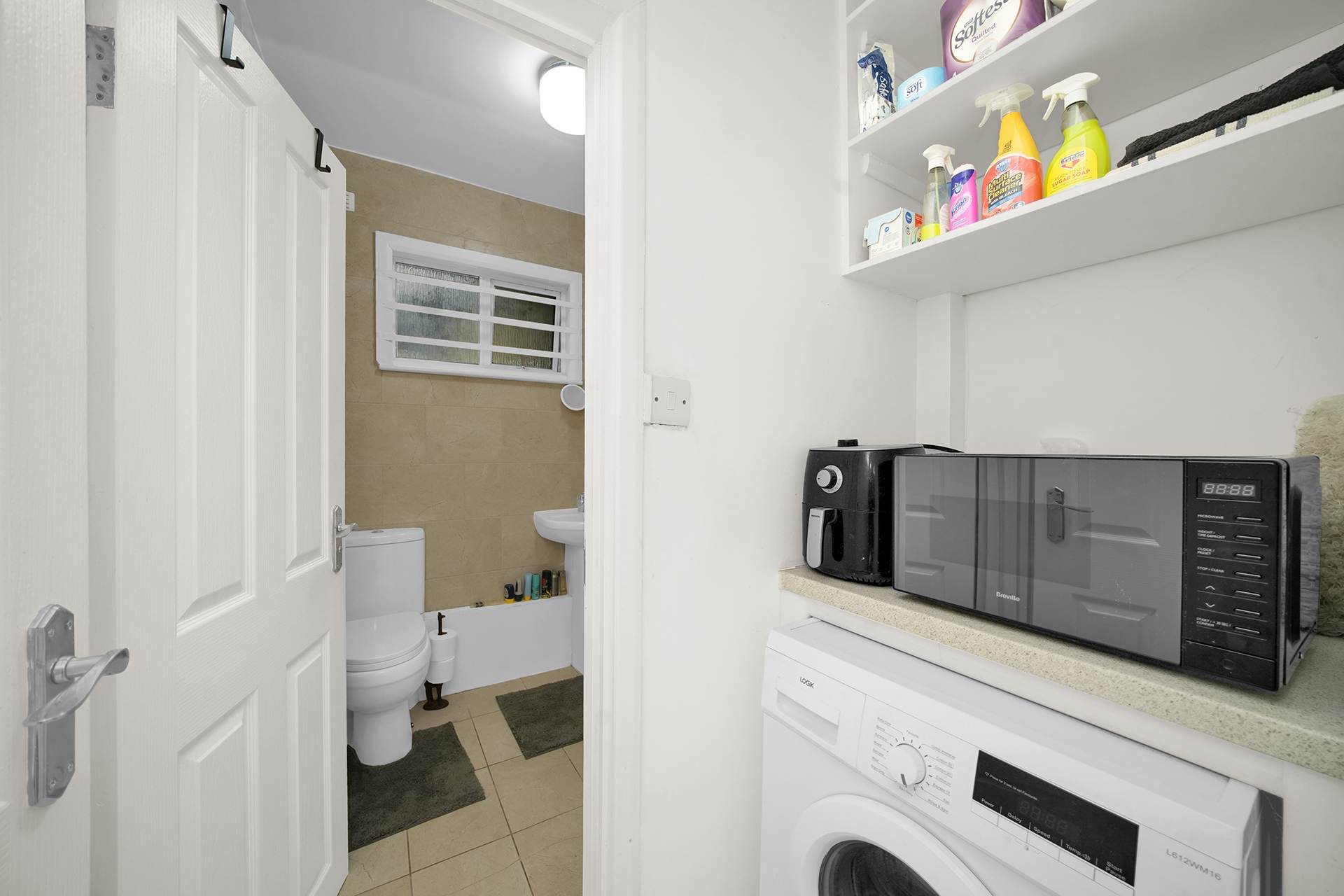 Additional Property Image 1 bedroom Flat for sale in London 12
