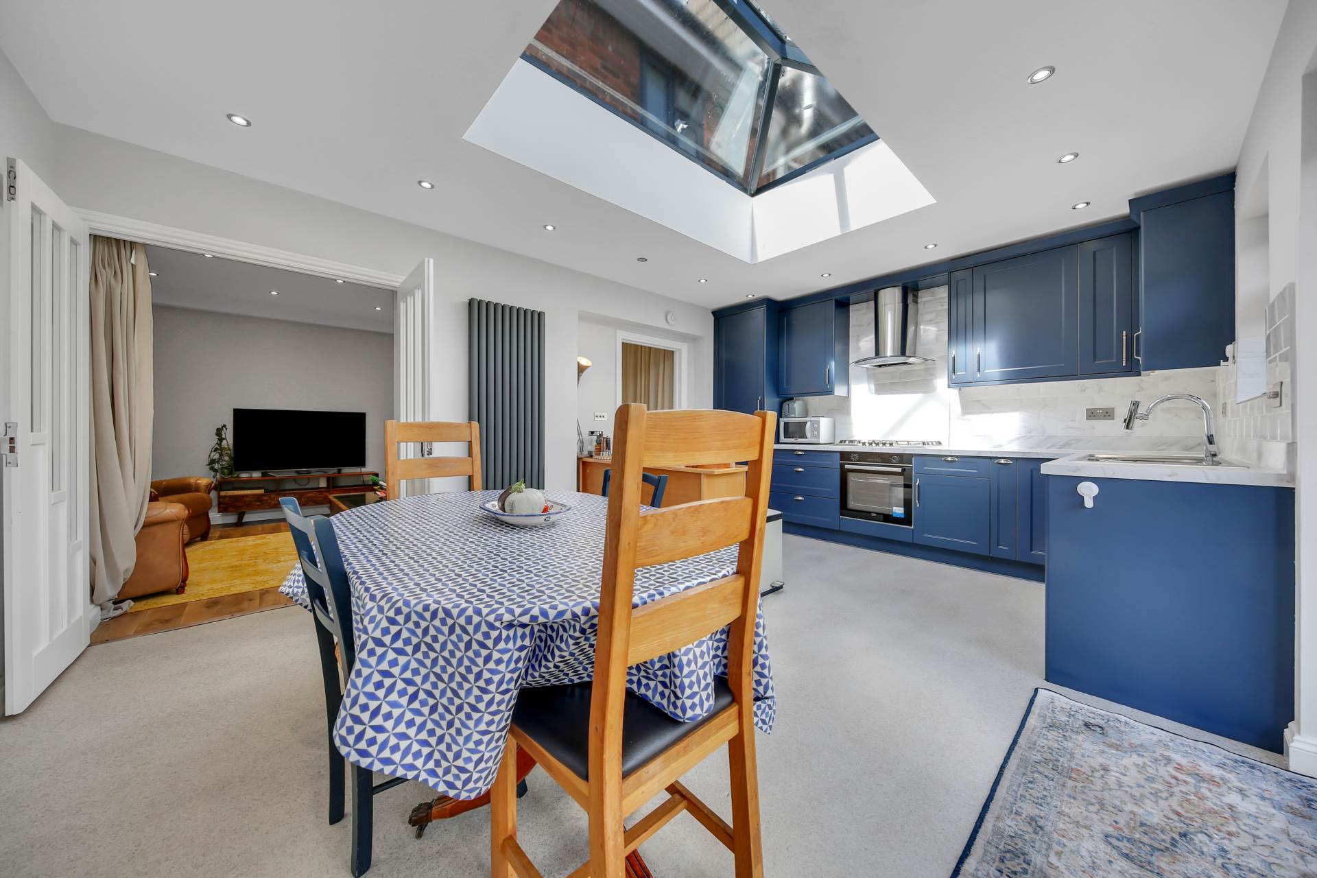Additional Property Image 4 bedroom House for sale in London 13