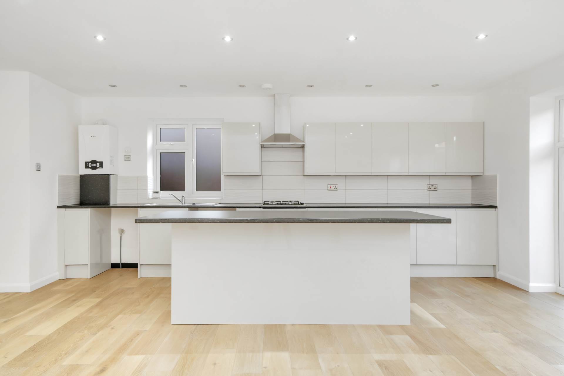 Additional Property Image 5 bedroom House for sale in London 9