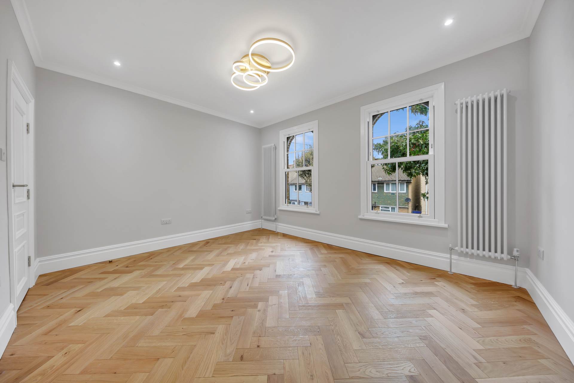 2 bedroom Flat for sale in London