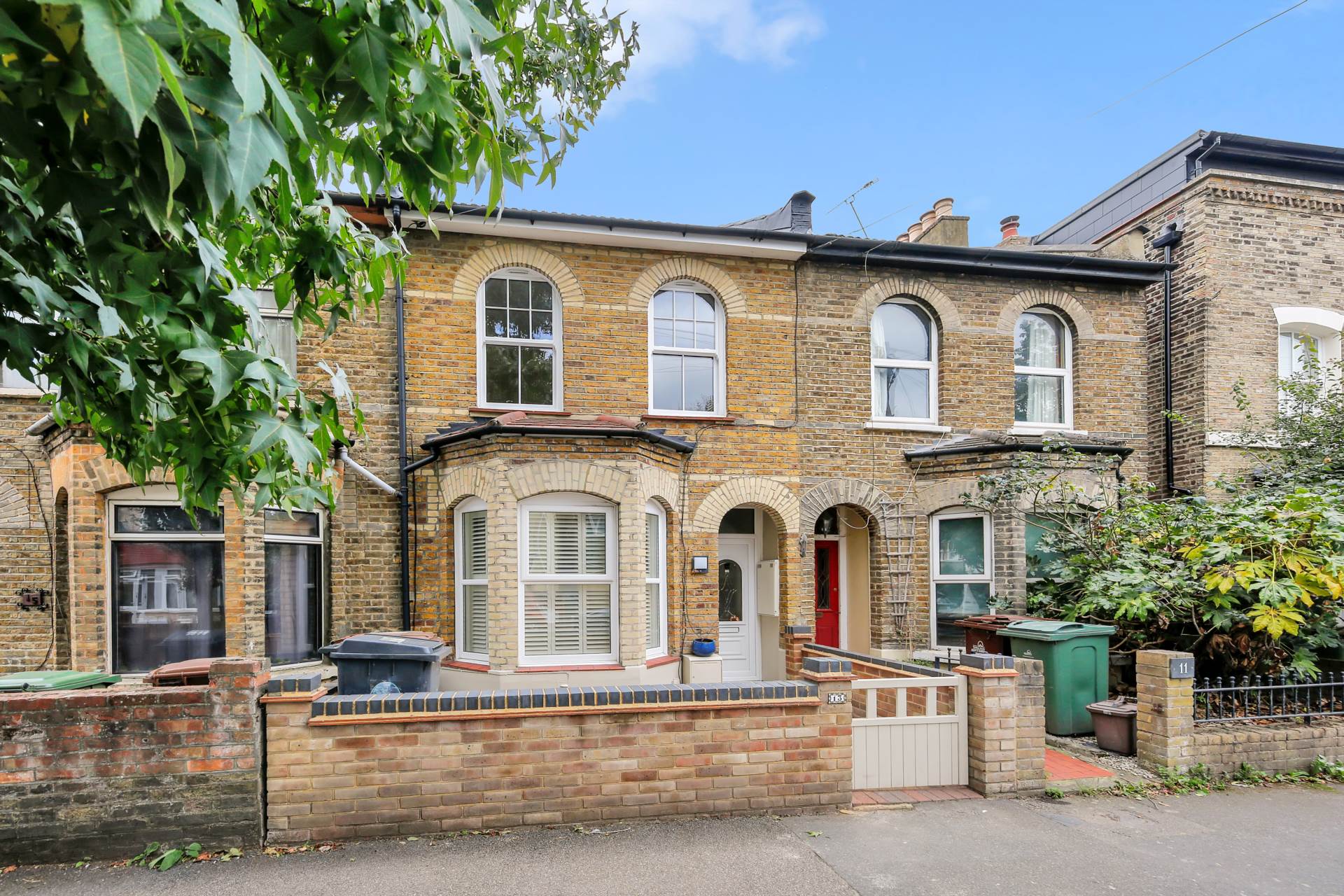 Additional Property Image 2 bedroom Flat for sale in London 3