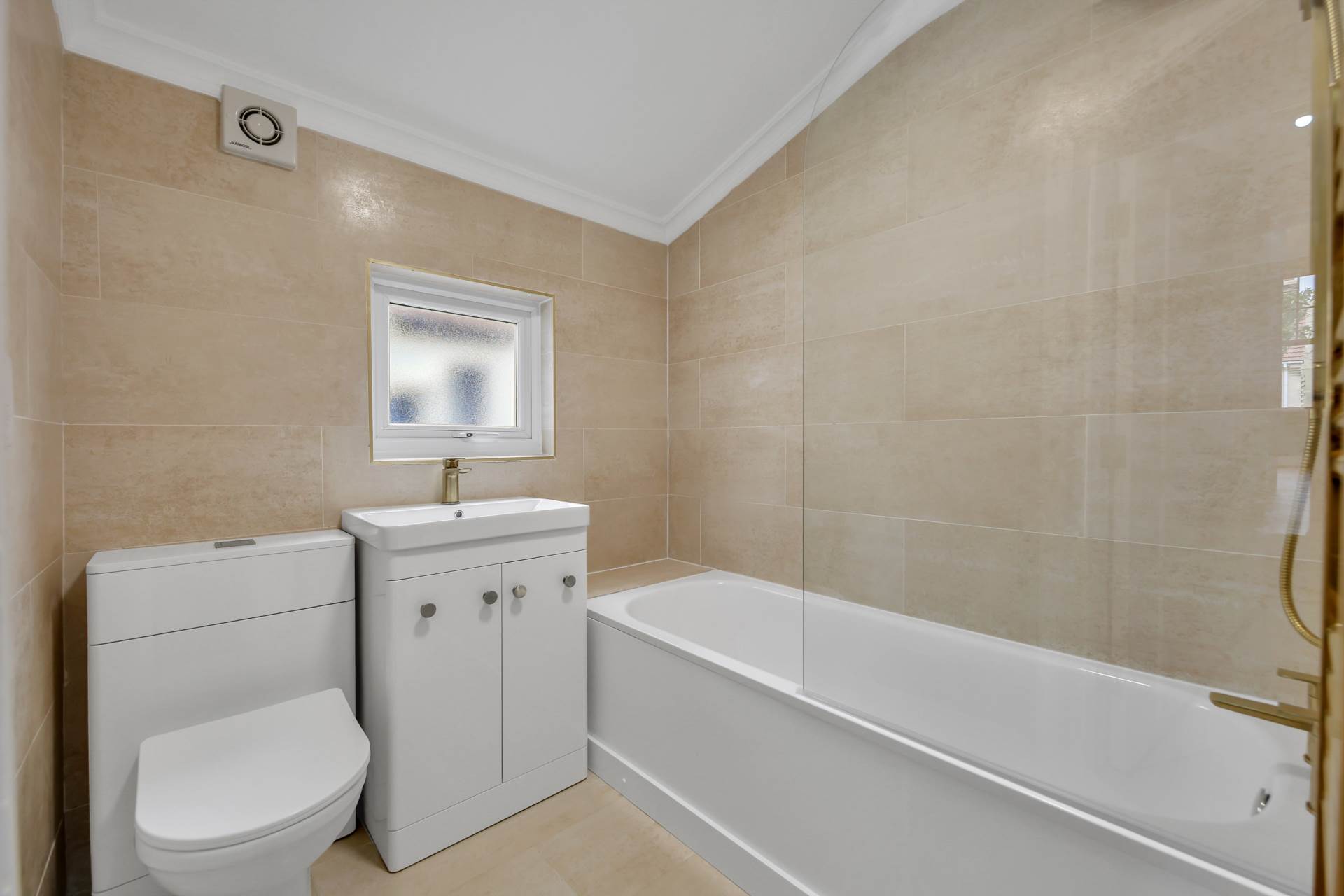 Additional Property Image 2 bedroom Flat for sale in London 9