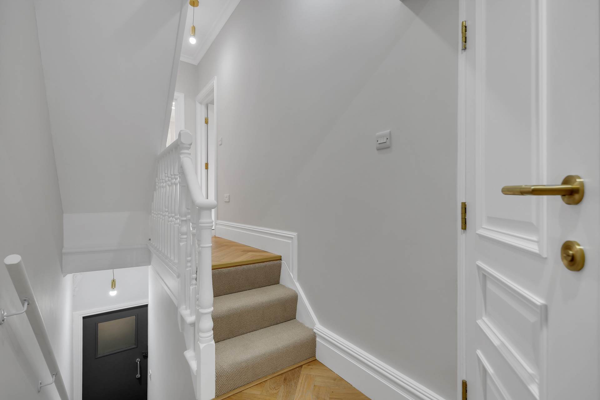 Additional Property Image 2 bedroom Flat for sale in London 12