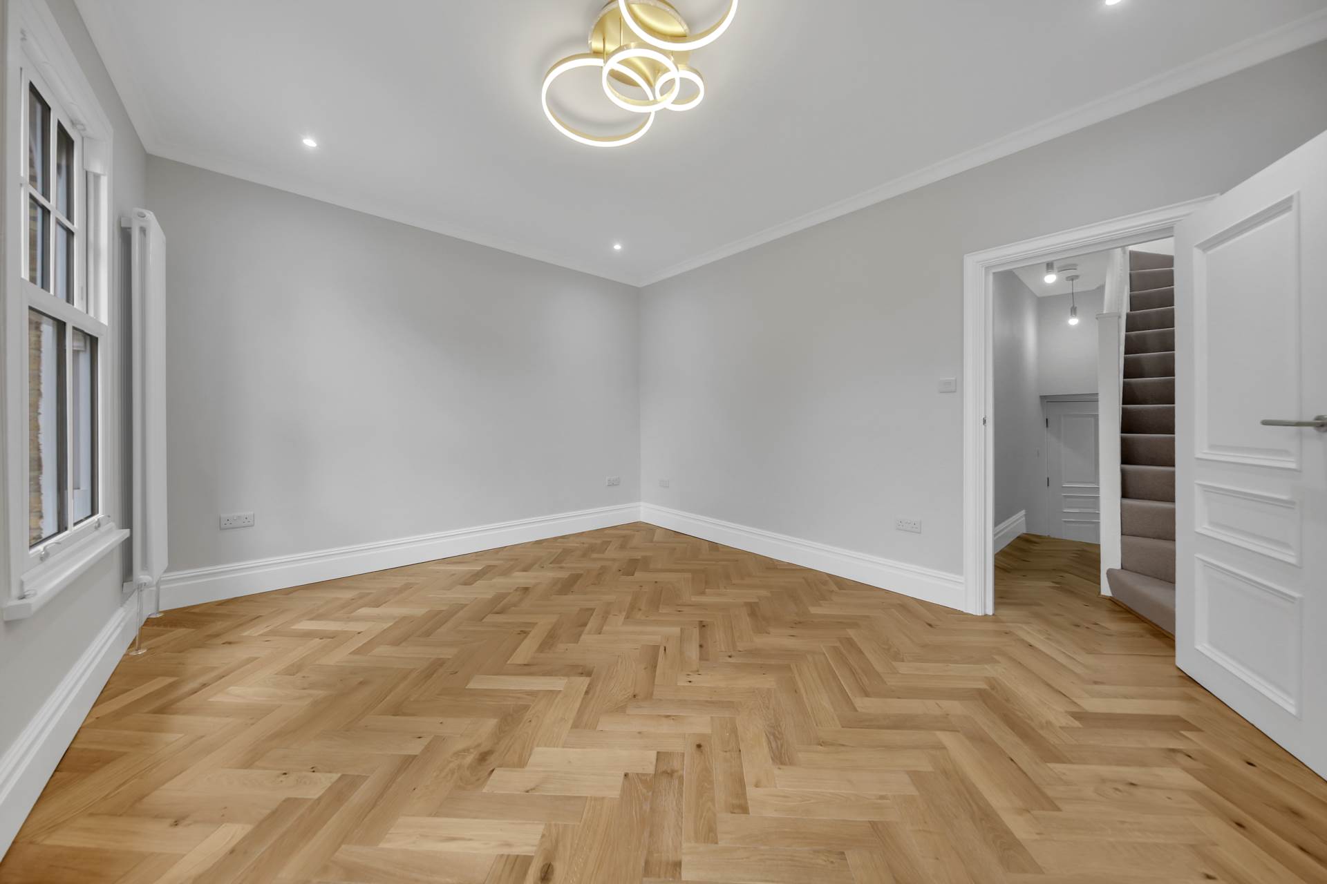 Additional Property Image 2 bedroom Flat for sale in London 13