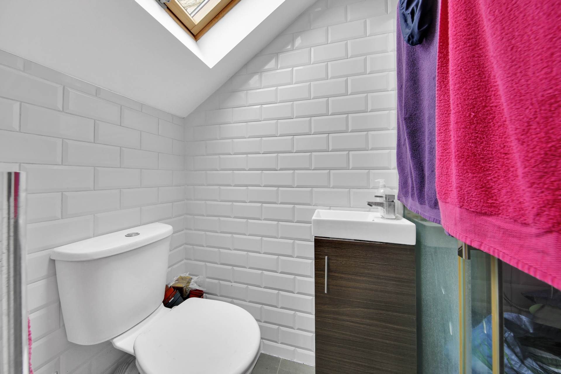 Additional Property Image 2 bedroom Flat for sale in London 18