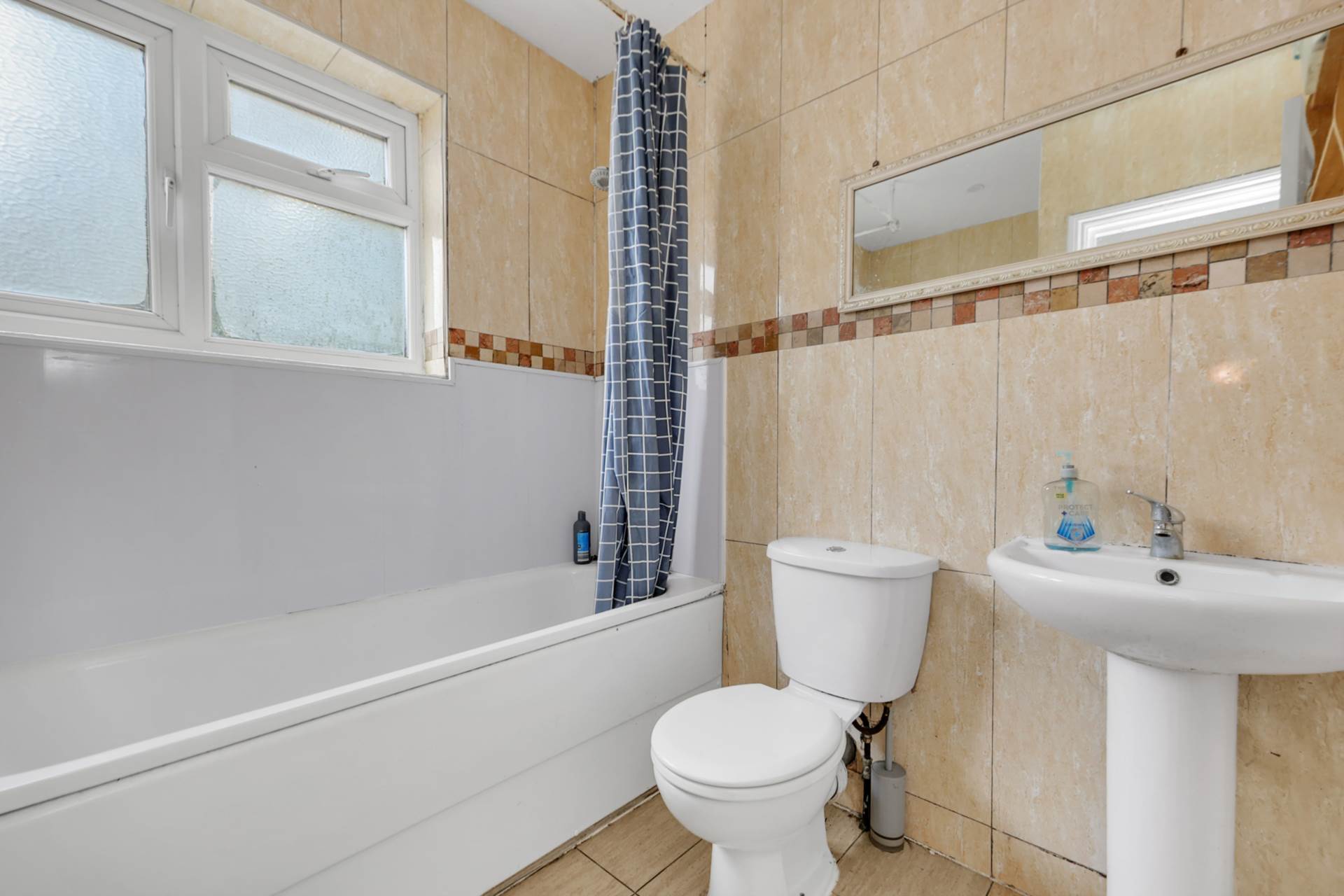 Additional Property Image 5 bedroom Detached for sale in London 13