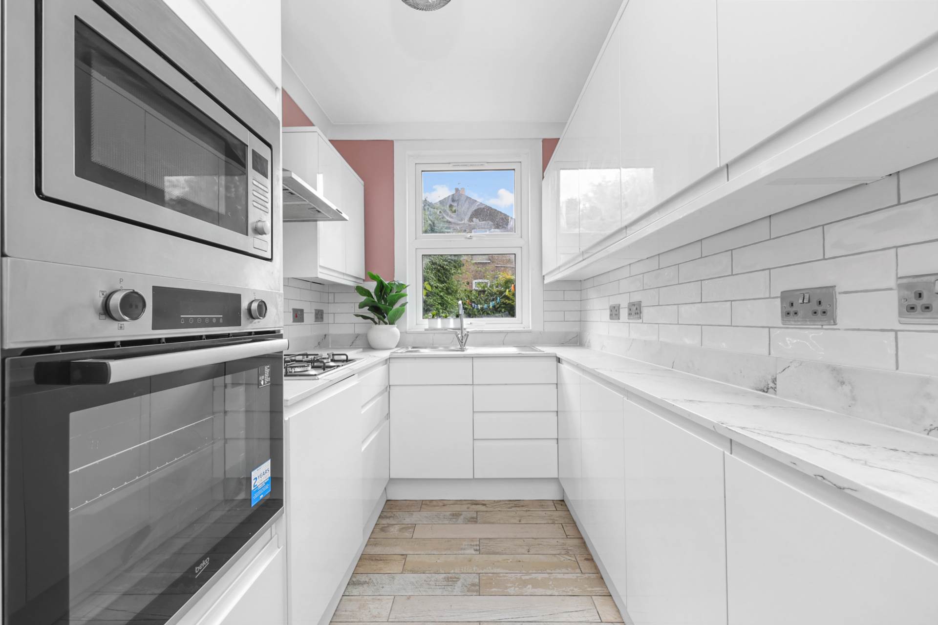 Additional Property Image 2 bedroom Flat for sale in London 2