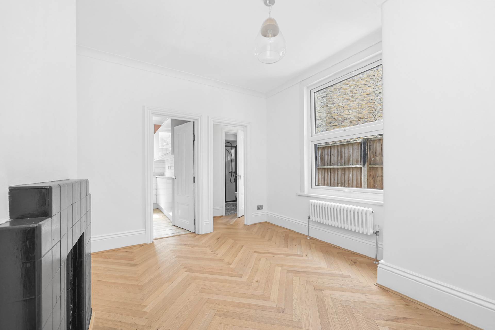 Additional Property Image 2 bedroom Flat for sale in London 9