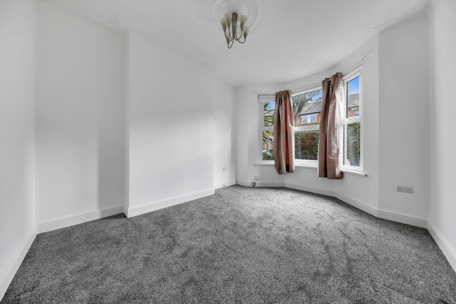 Additional Property Image 2 bedroom Flat for sale in London 2