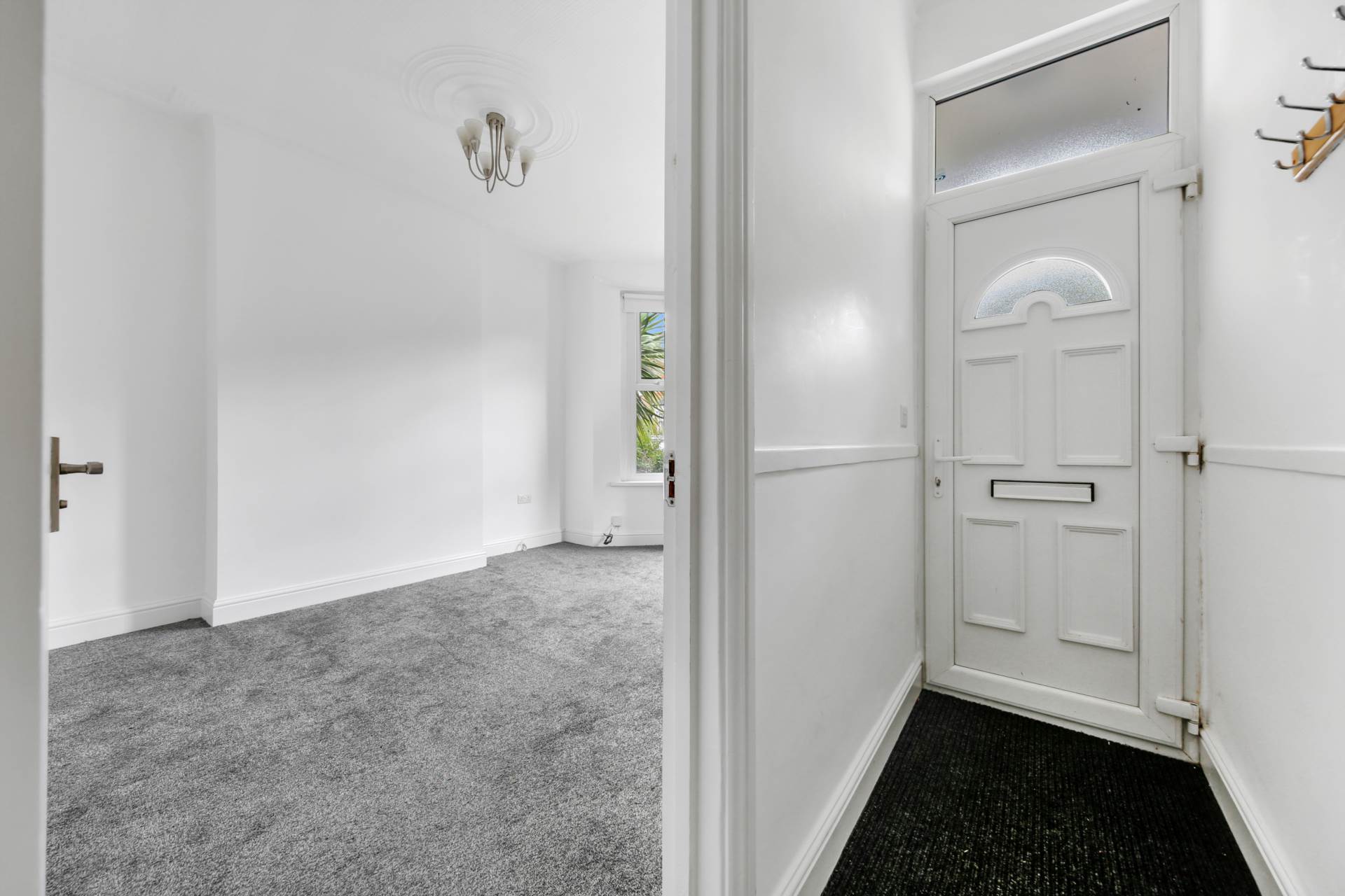 Additional Property Image 2 bedroom Flat for sale in London 5