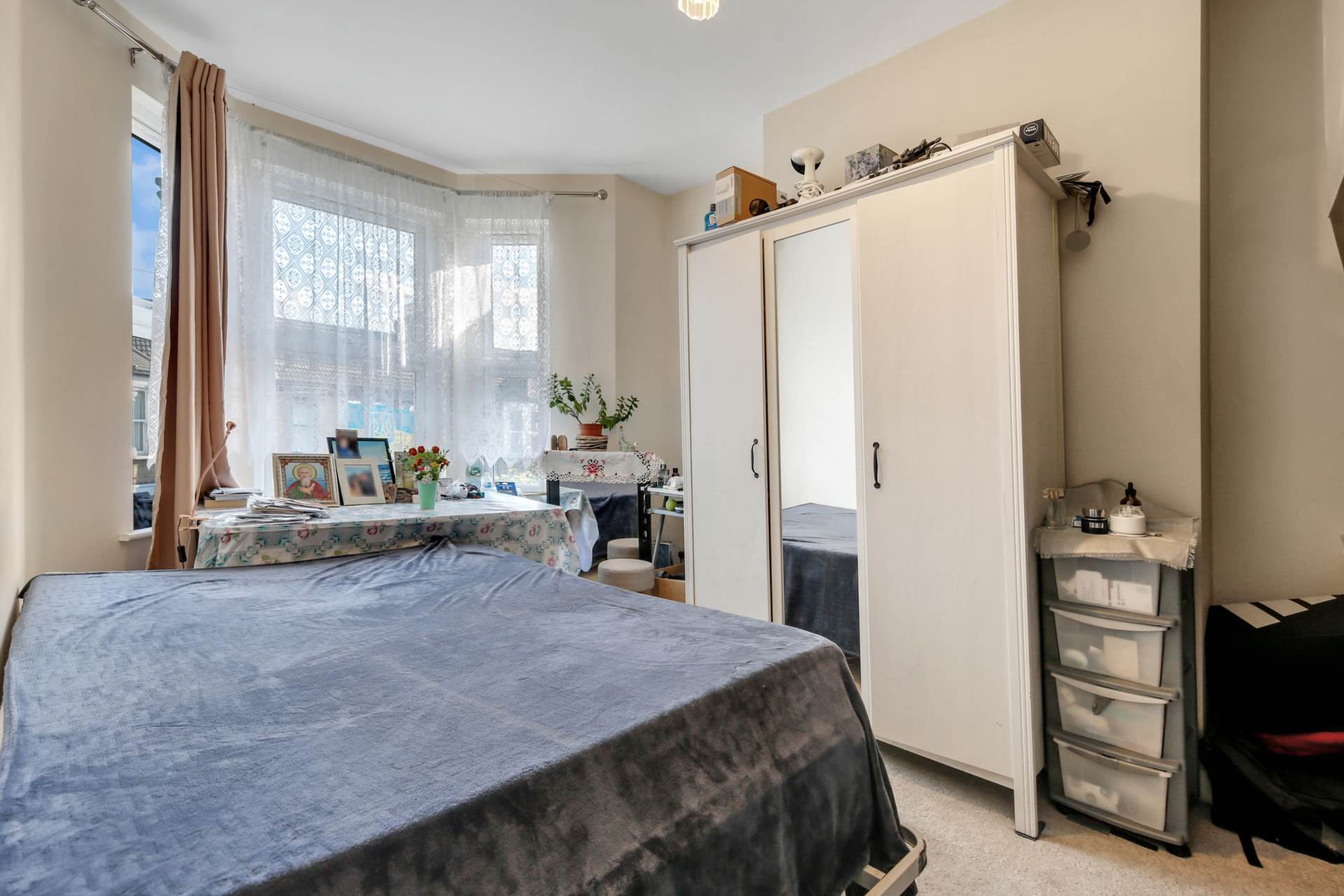 Additional Property Image 3 bedroom Flat for sale in London 2