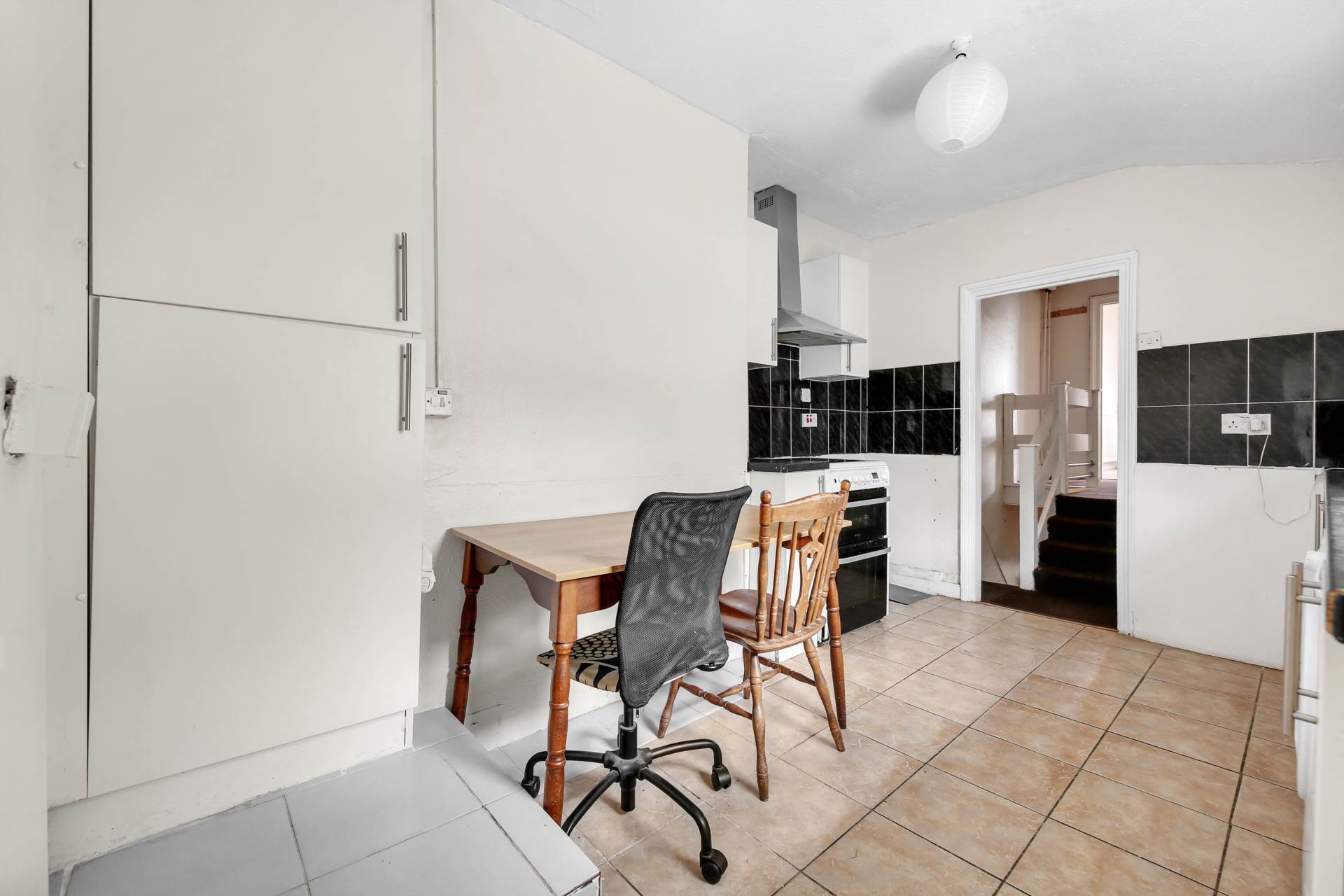 Additional Property Image 1 bedroom Flat for sale in London 8