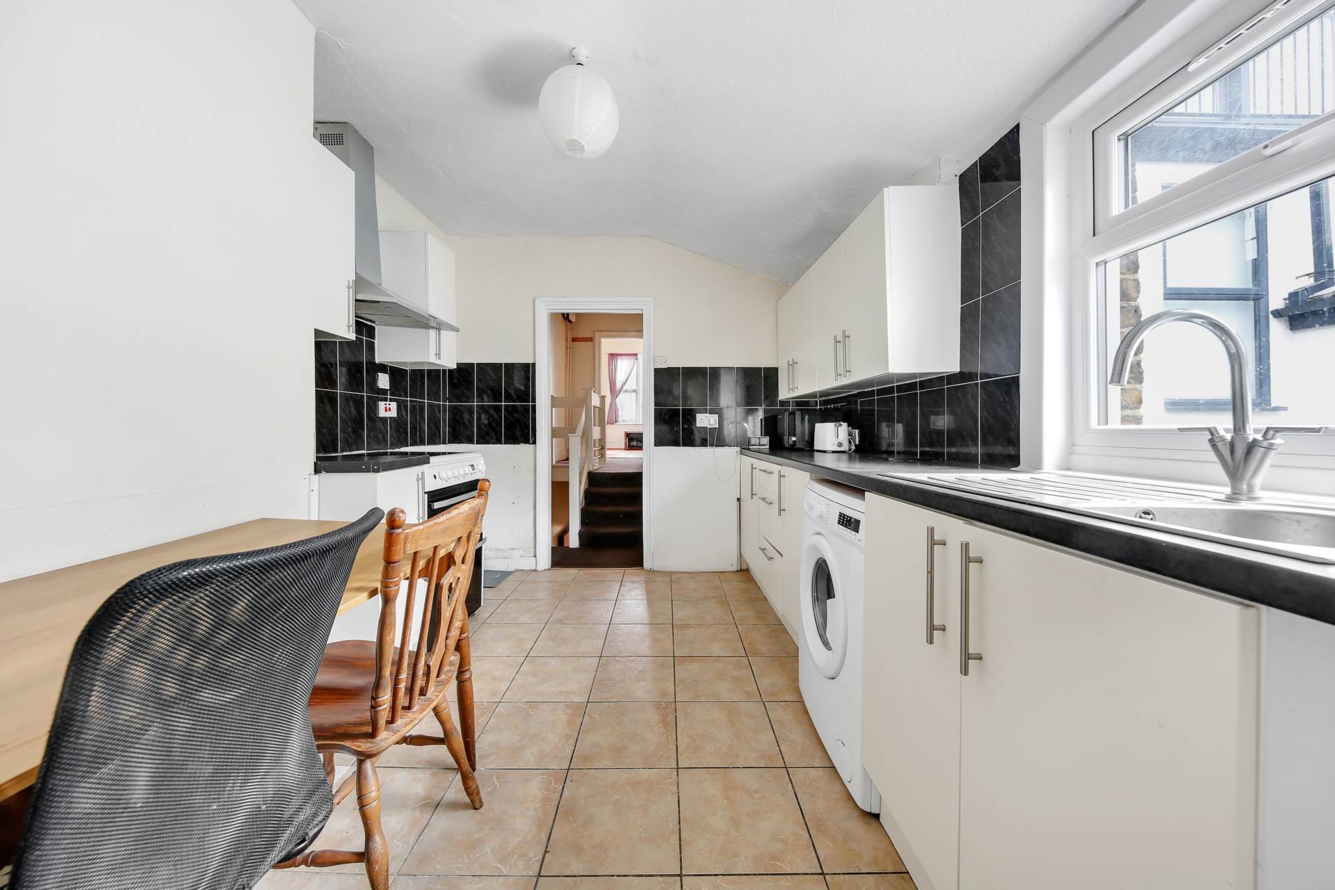 Additional Property Image 1 bedroom Flat for sale in London 9