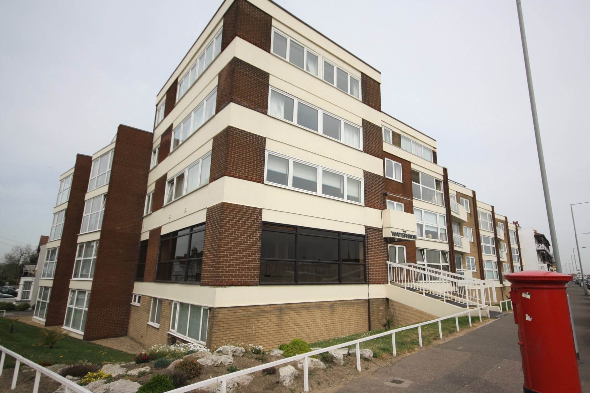 Additional Property Image 2 bedroom Apartment to rent in Southend On Sea 2