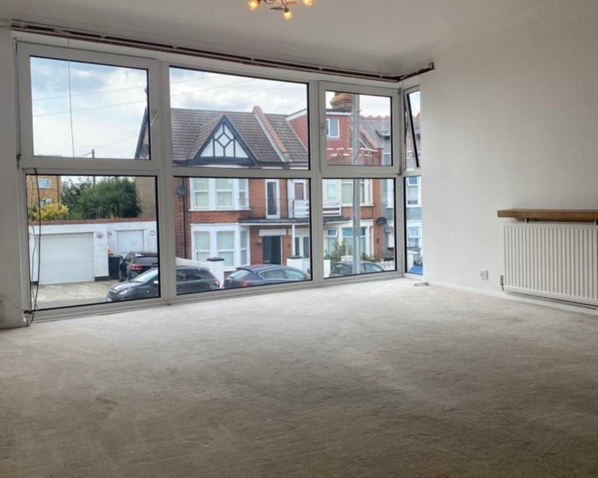 Additional Property Image 2 bedroom Apartment to rent in Southend On Sea 6
