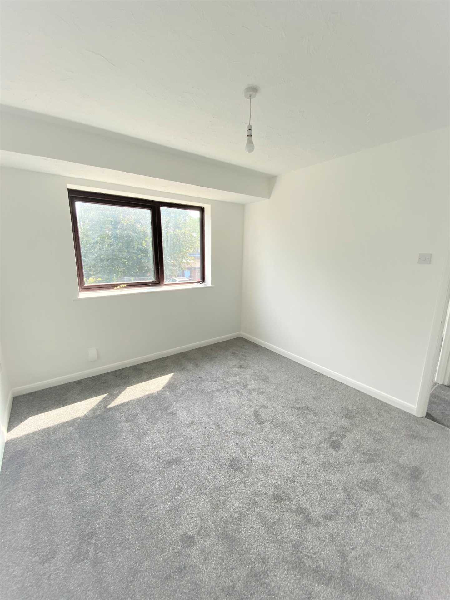 Additional Property Image 2 bedroom Terraced to rent in Southend On Sea 5