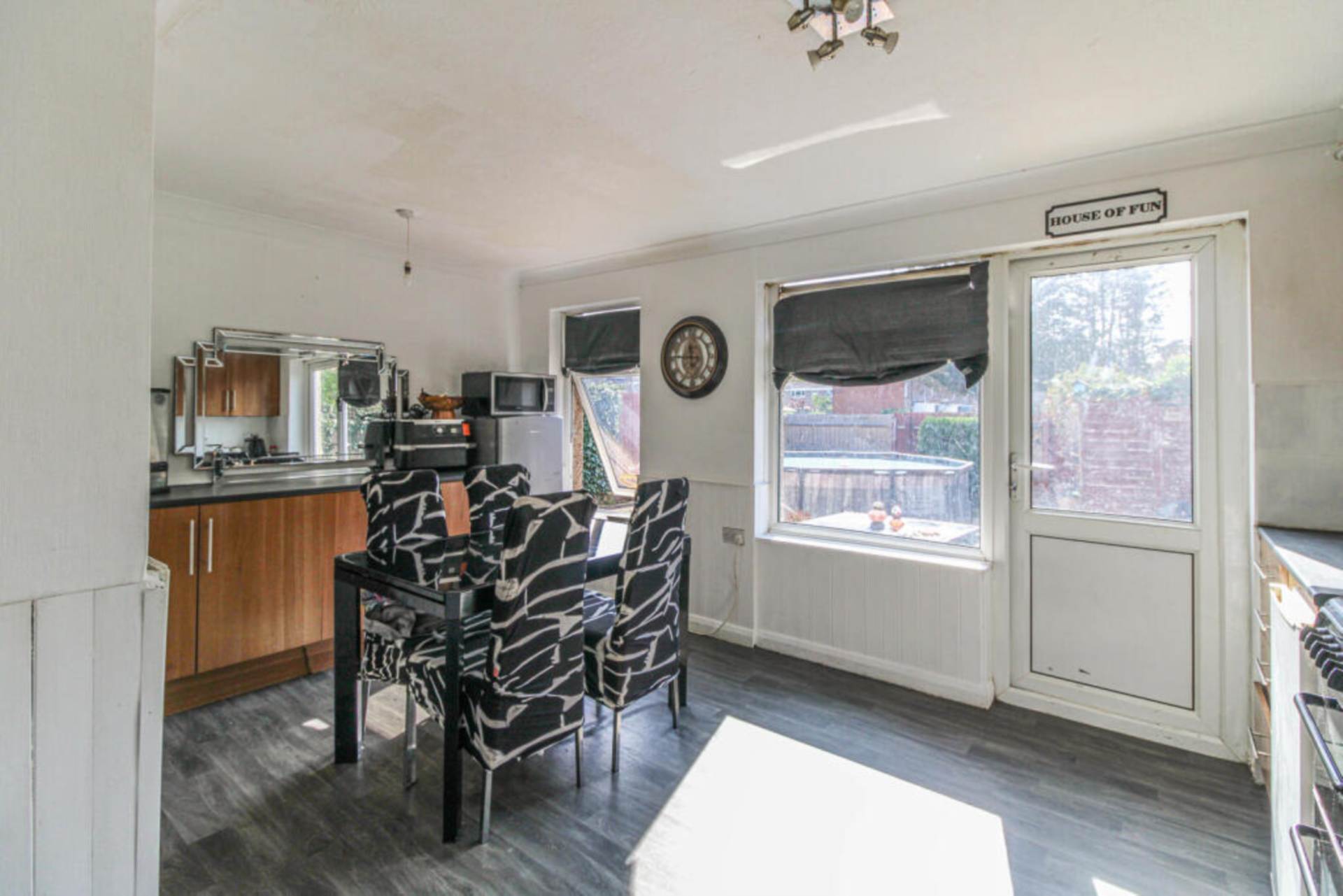 Additional Property Image 4 bedroom Semi Detached for sale in Southend On Sea 3