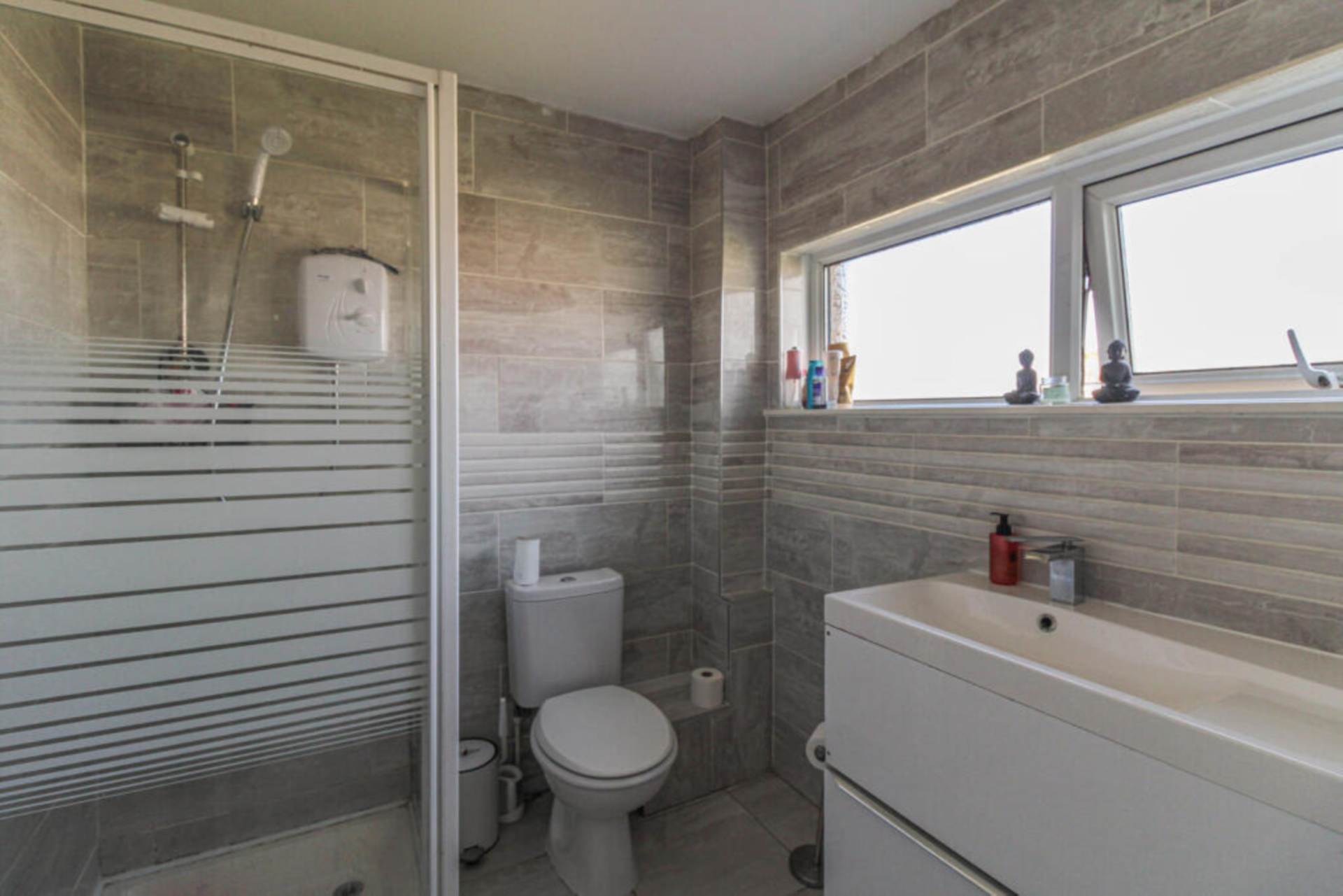 Additional Property Image 4 bedroom Semi Detached for sale in Southend On Sea 8