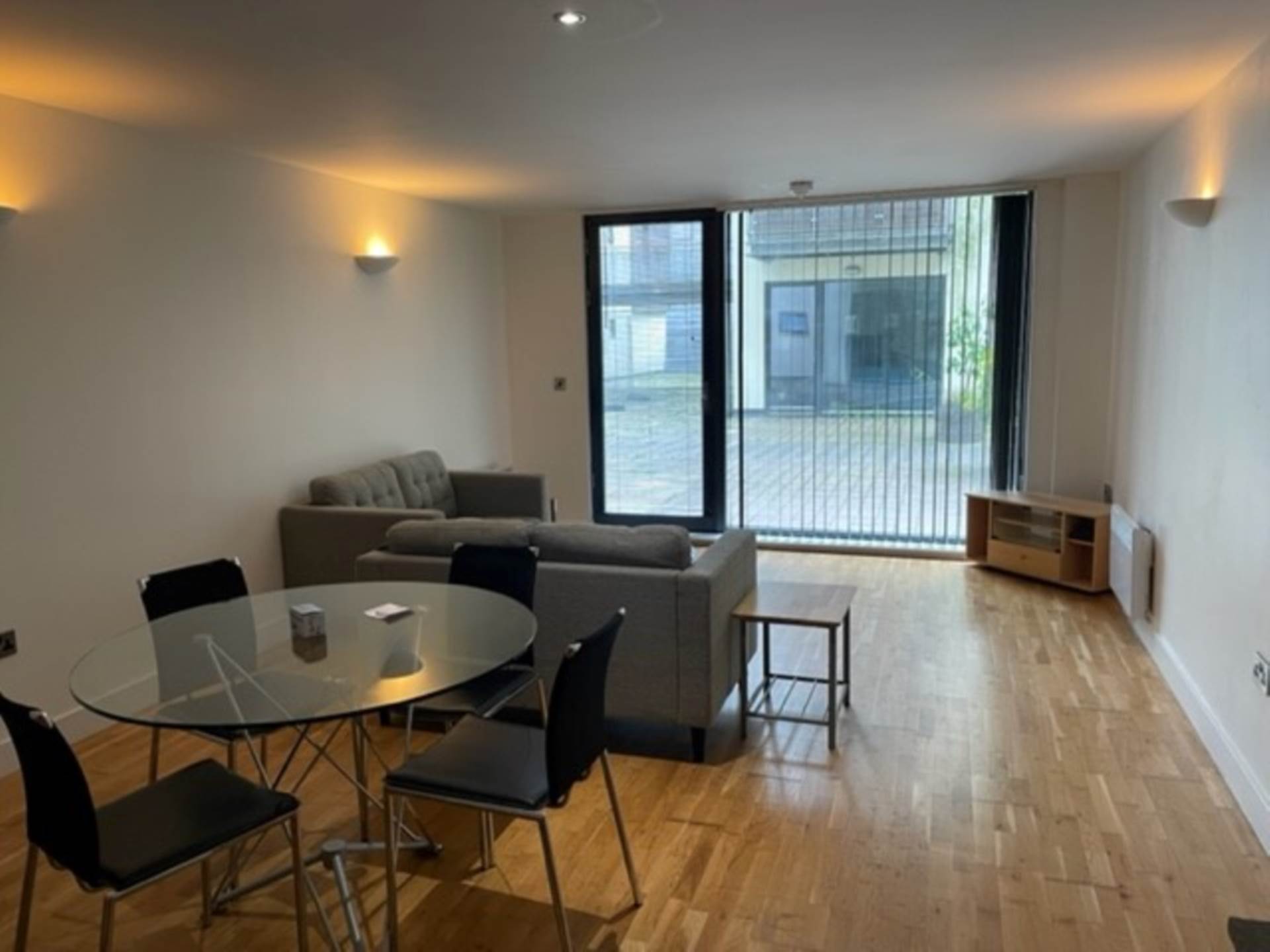 Additional Property Image 2 bedroom Apartment for sale in Manchester 5