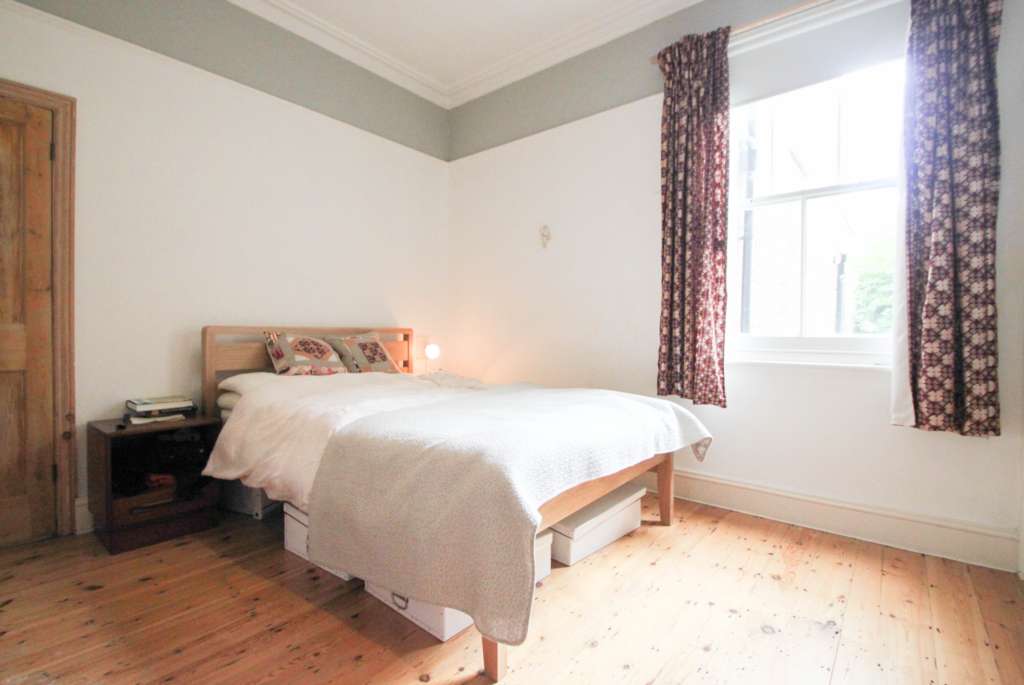 Additional Property Image 2 bedroom Maisonette to rent in London 10