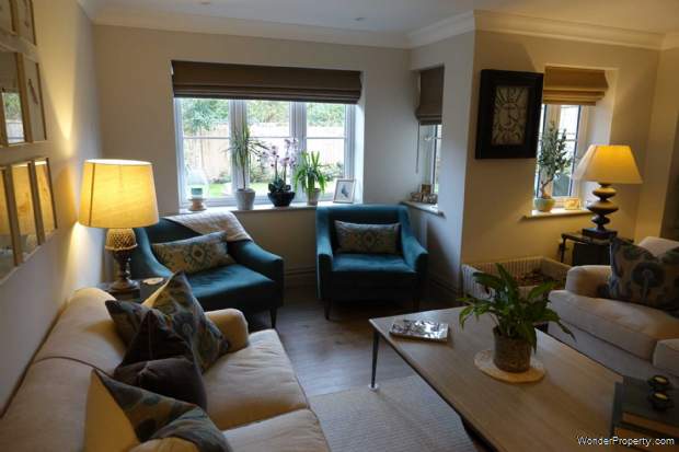 Additional Property Image 4 bedroom Semi Detached to rent in Thatcham 5
