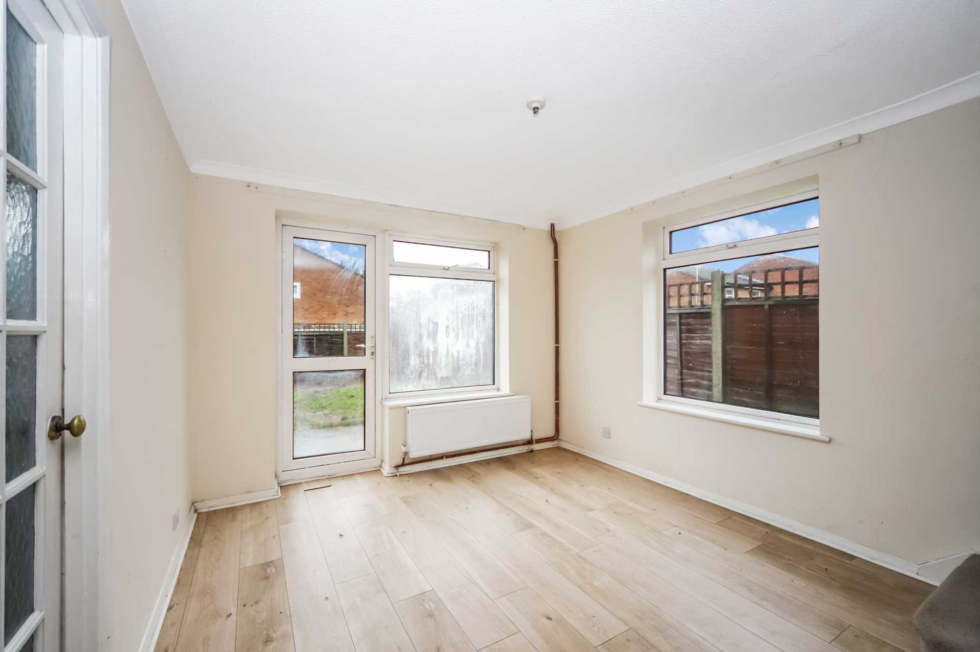 Additional Property Image 3 bedroom End of Terrace to rent in Tring 3