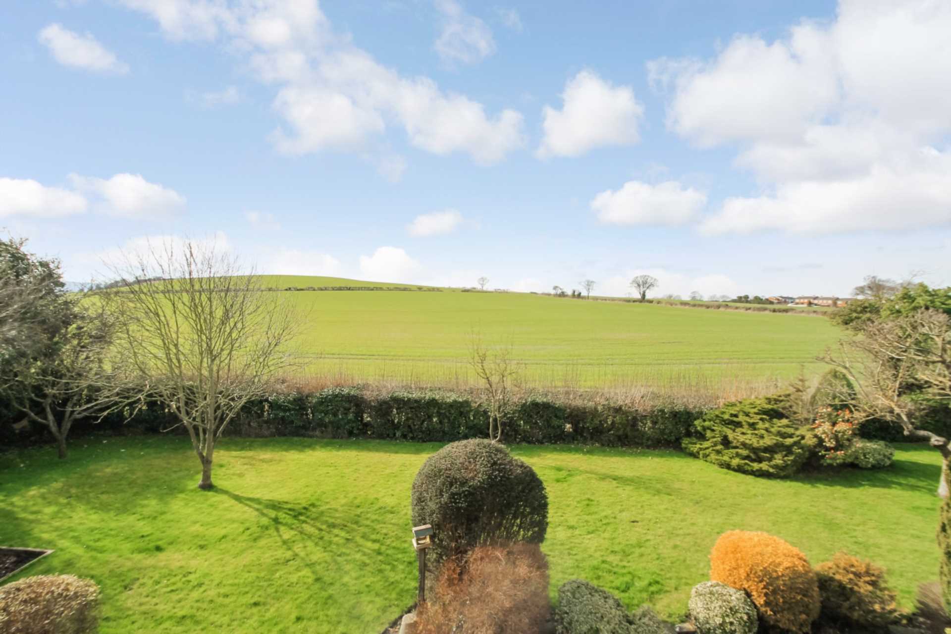 Additional Property Image 5 bedroom Detached to rent in Leighton Buzzard 9