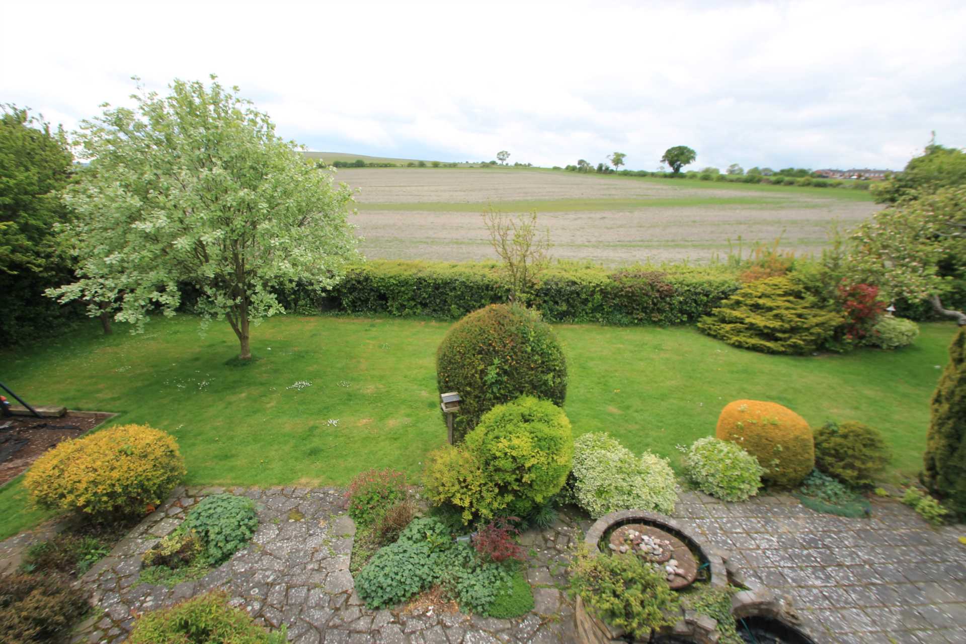 Additional Property Image 5 bedroom Detached to rent in Leighton Buzzard 15