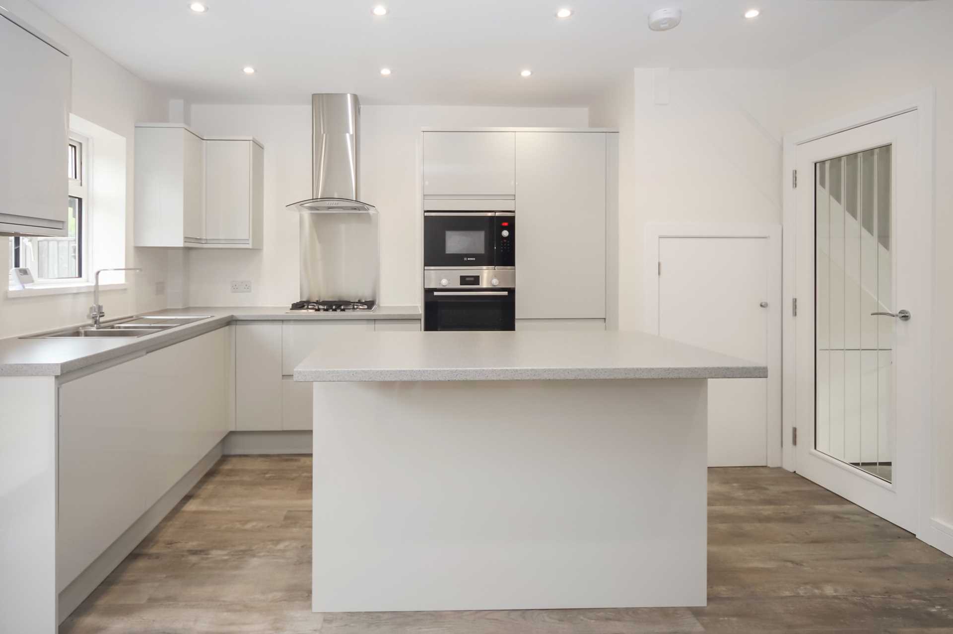 Additional Property Image 4 bedroom Semi Detached for sale in Tring 5