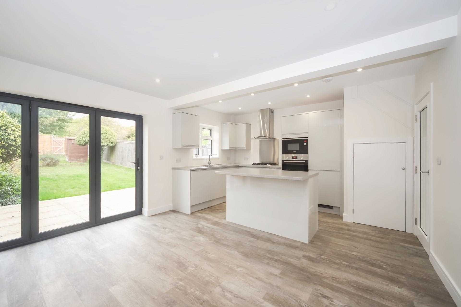 Additional Property Image 4 bedroom Semi Detached for sale in Tring 6