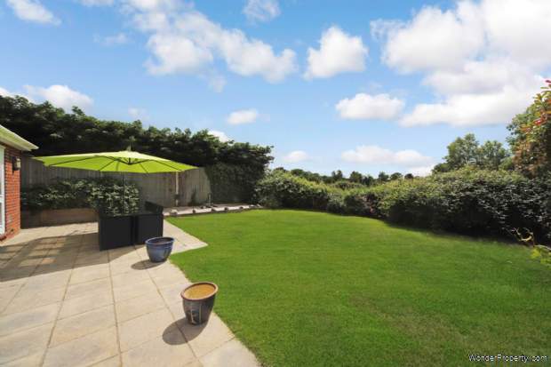 Additional Property Image 4 bedroom Detached for sale in Tring 17