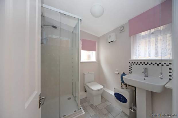 Additional Property Image 0 bedroom Studio to rent in Tring 5