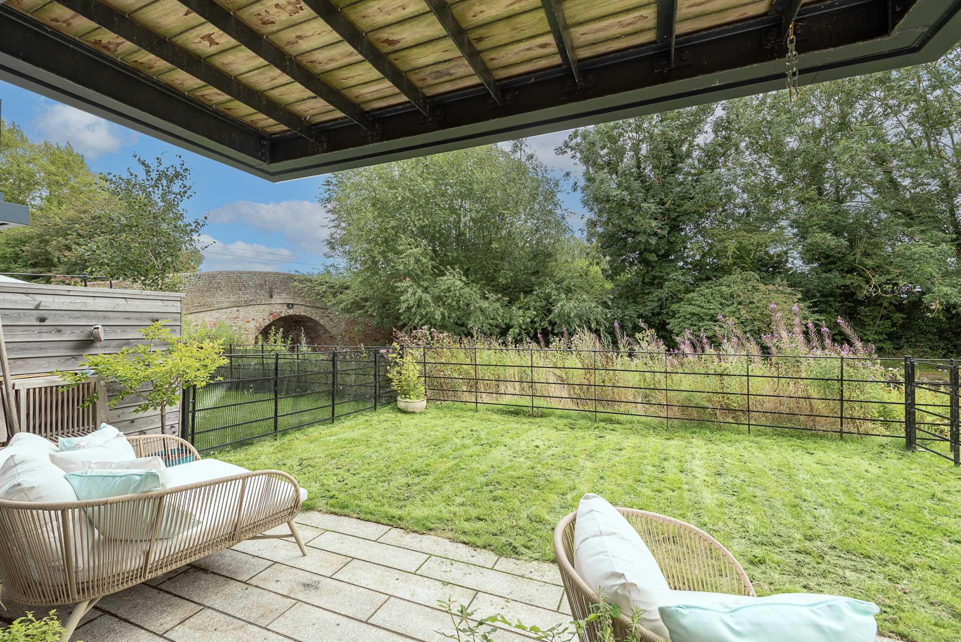 Additional Property Image 3 bedroom House for sale in Tring 29