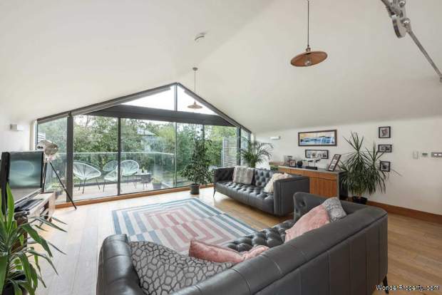Additional Property Image 3 bedroom House for sale in Tring 4