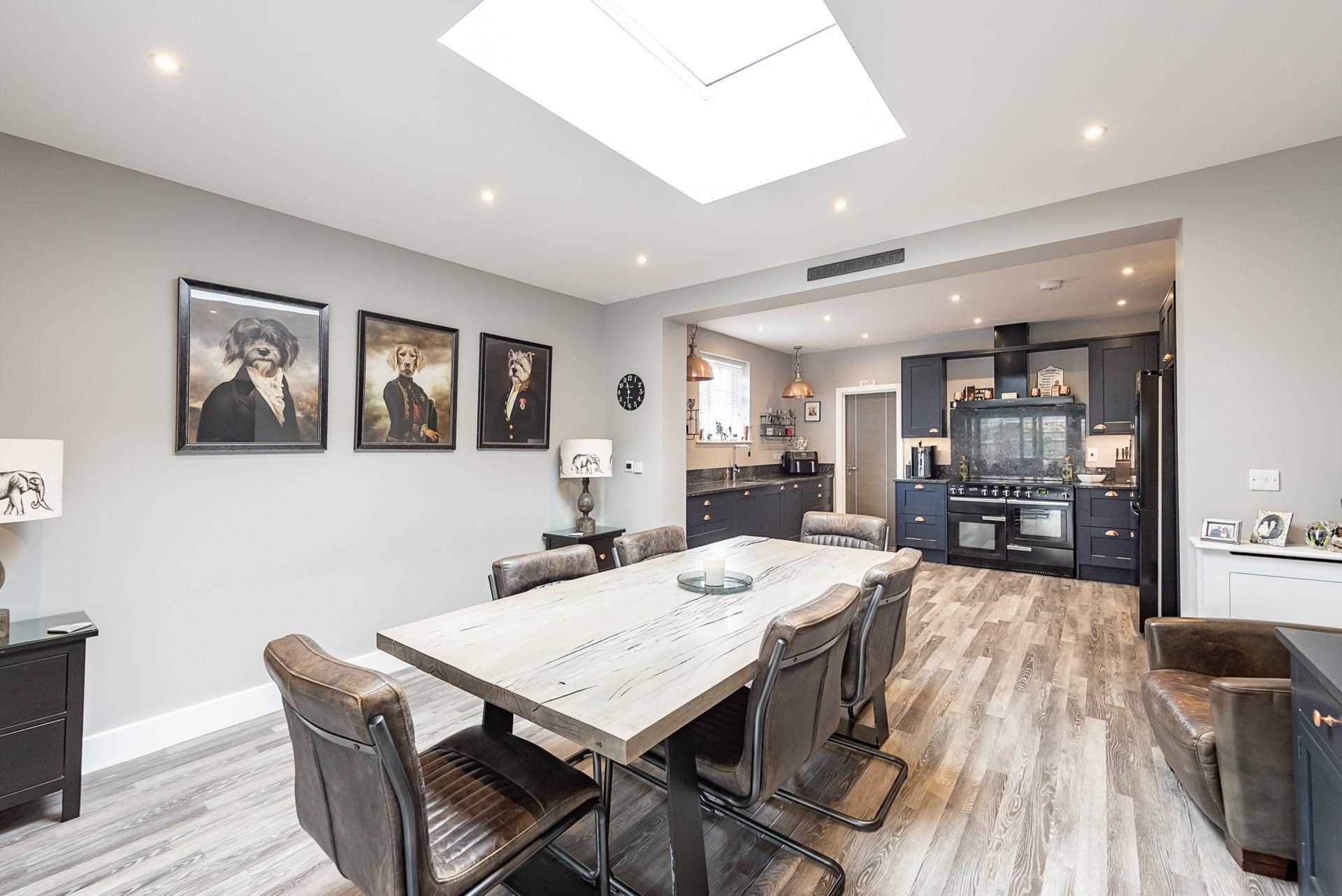 Additional Property Image 4 bedroom Detached for sale in Tring 4