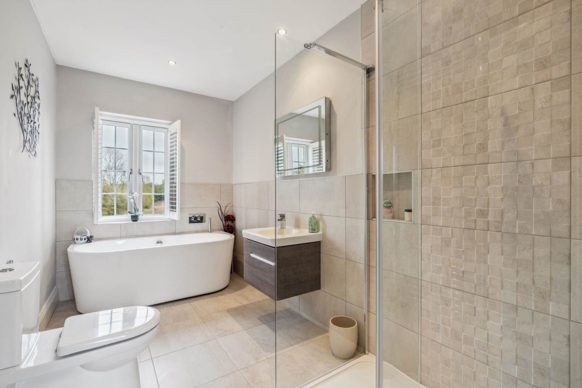 Additional Property Image 6 bedroom Detached for sale in Tring 19
