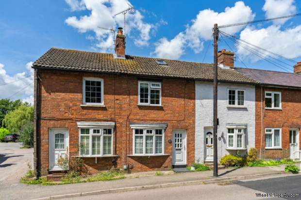 2 bedroom Cottage for sale in Tring