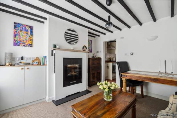 Additional Property Image 2 bedroom Cottage for sale in Tring 6