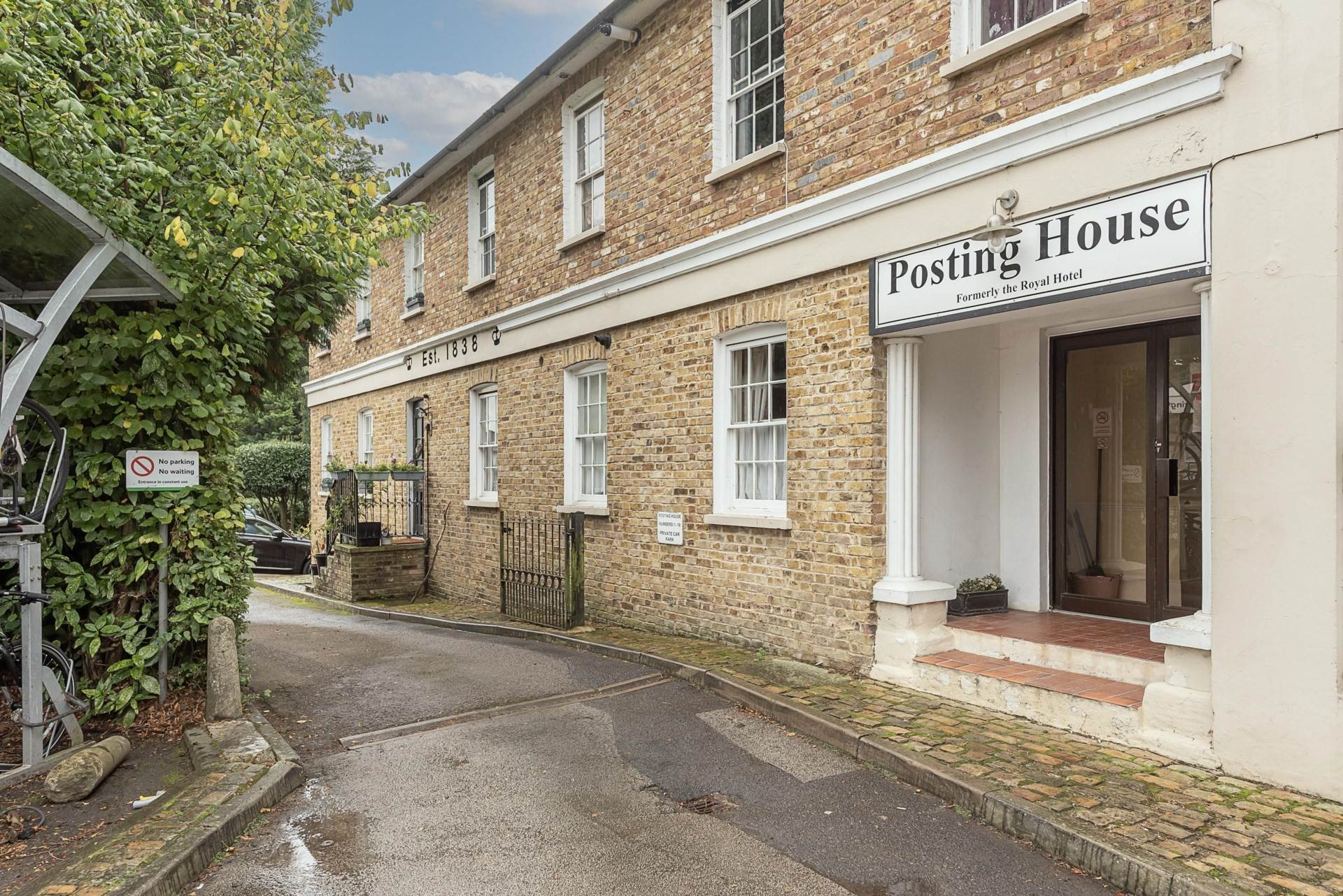 Additional Property Image 1 bedroom Apartment for sale in Tring 2