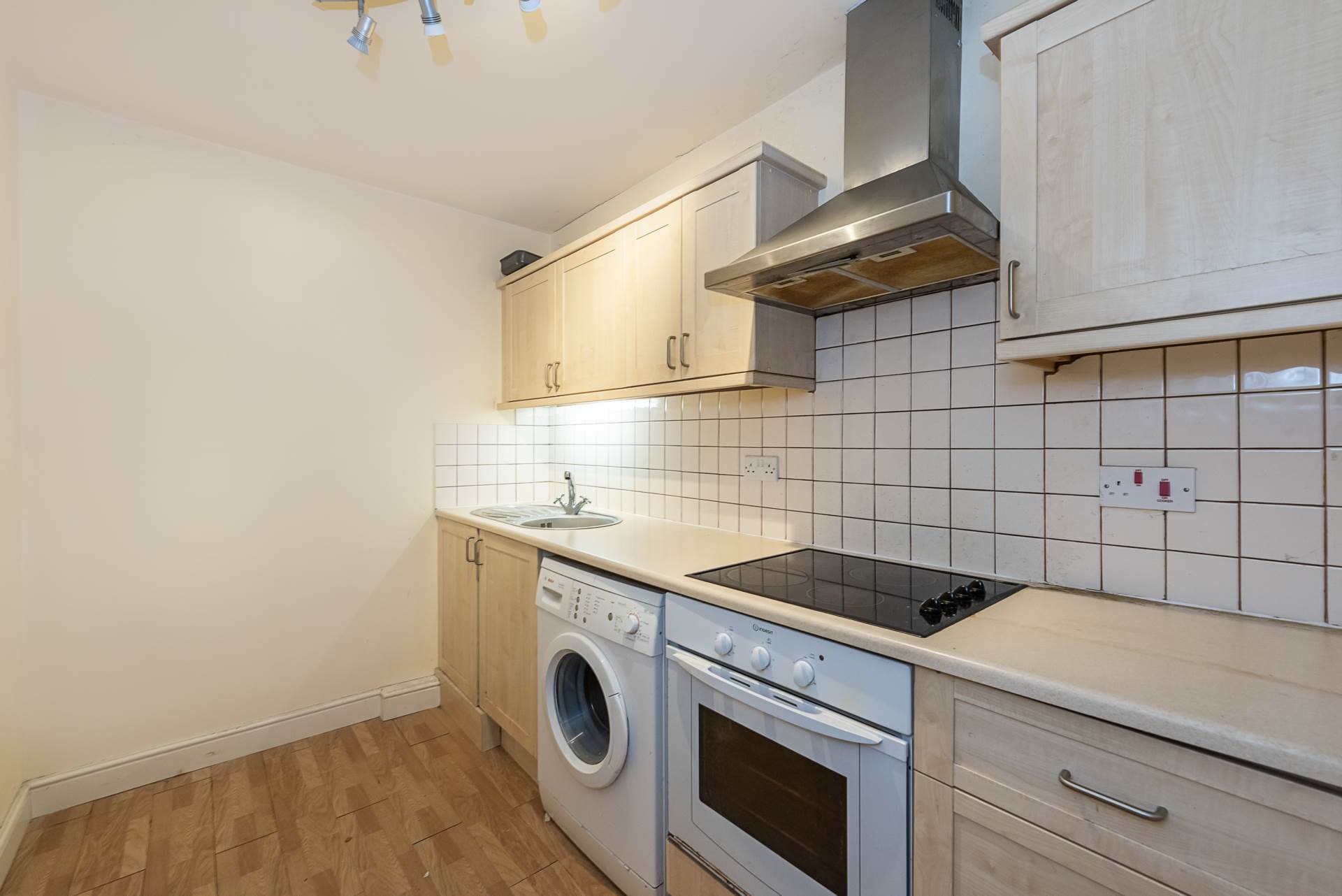 Additional Property Image 1 bedroom Apartment for sale in Tring 7