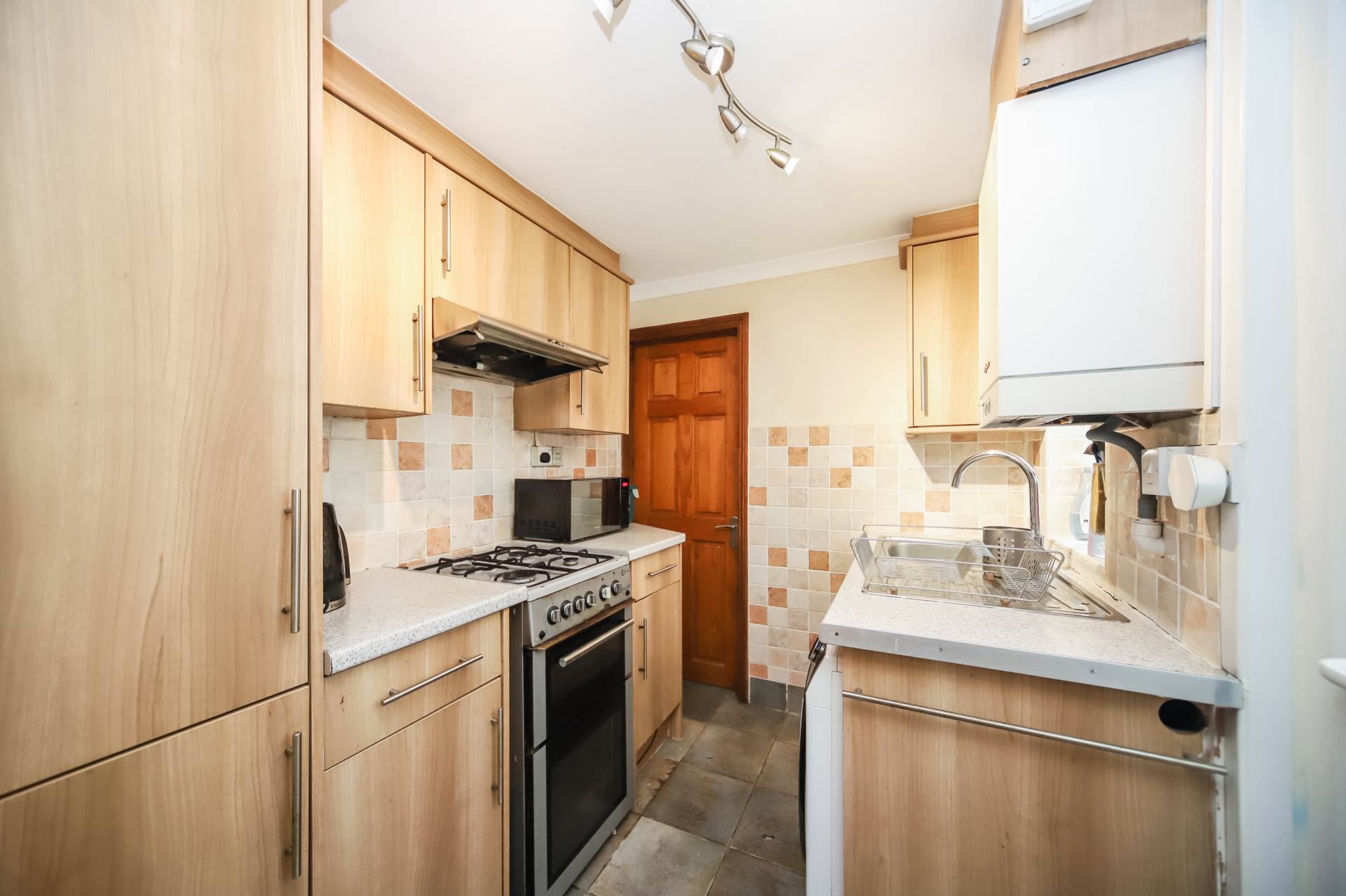 Additional Property Image 3 bedroom End of Terrace for sale in Tring 6