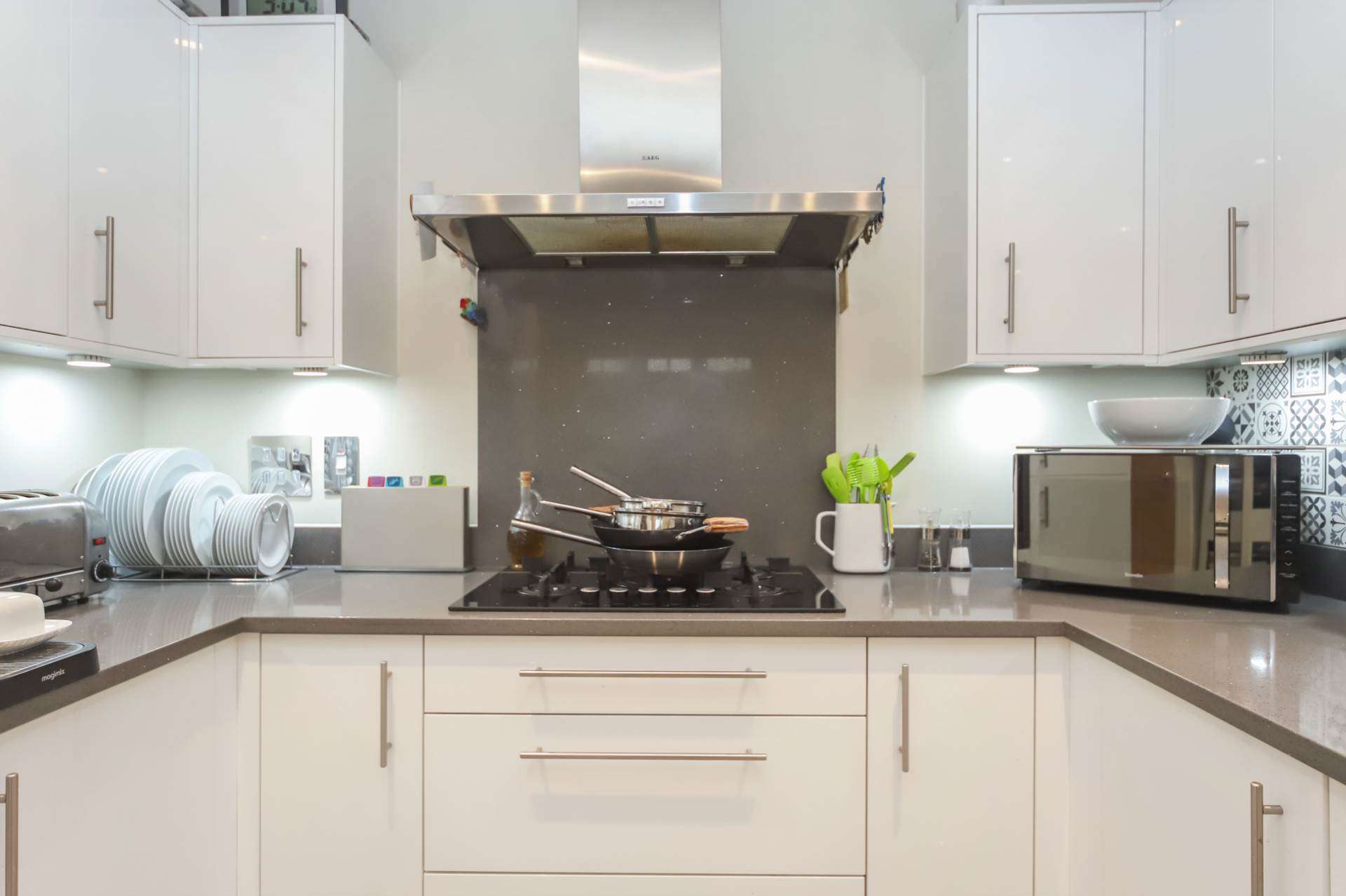 Additional Property Image 4 bedroom Semi Detached for sale in Aylesbury 9