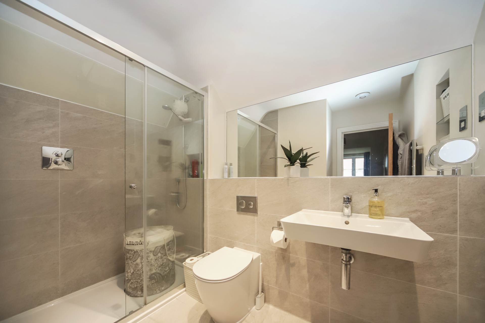 Additional Property Image 4 bedroom Semi Detached for sale in Aylesbury 14