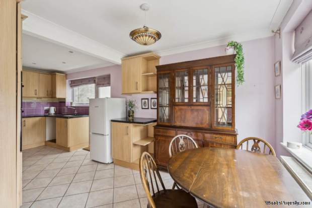 Additional Property Image 2 bedroom Bungalow for sale in Tring 17
