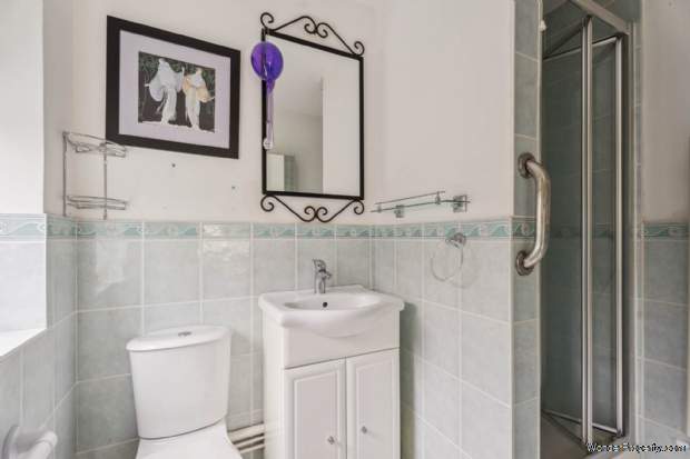 Additional Property Image 2 bedroom Bungalow for sale in Tring 20