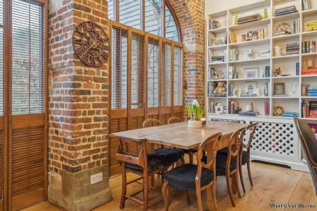 Additional Property Image 3 bedroom Detached for sale in Tring 4