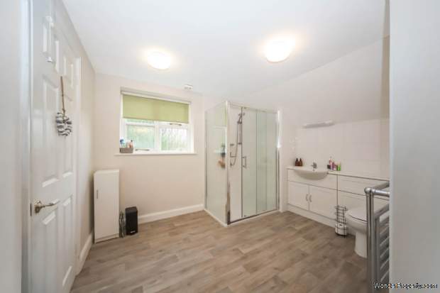 Additional Property Image 2 bedroom Apartment for sale in Tring 6